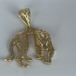 PINGENTE PANTERA CHARM SOFISTICADO