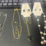 CONJUNTO BRINCO + CORRENTE 49