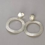BRINCO CÍRCULO VAZADO ELEGANCE PRATA