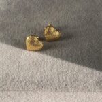 BRINCO CORAÇÃO DOURADO ELEGANCE